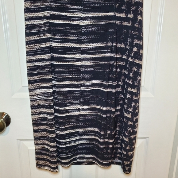 Anne Klein Black Tan White Striped Bodycon Dress Women’s Size 12. - Picture 8 of 11